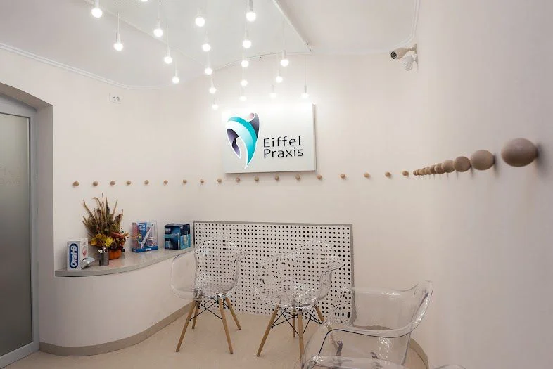 Galerie Eiffel Praxis